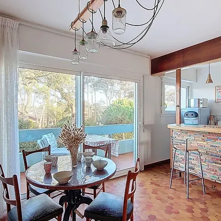 Appartement T3 Proche Avec Terrasse Et Wi-fi Pour 4 Personnes - Fr-1-857-36 *